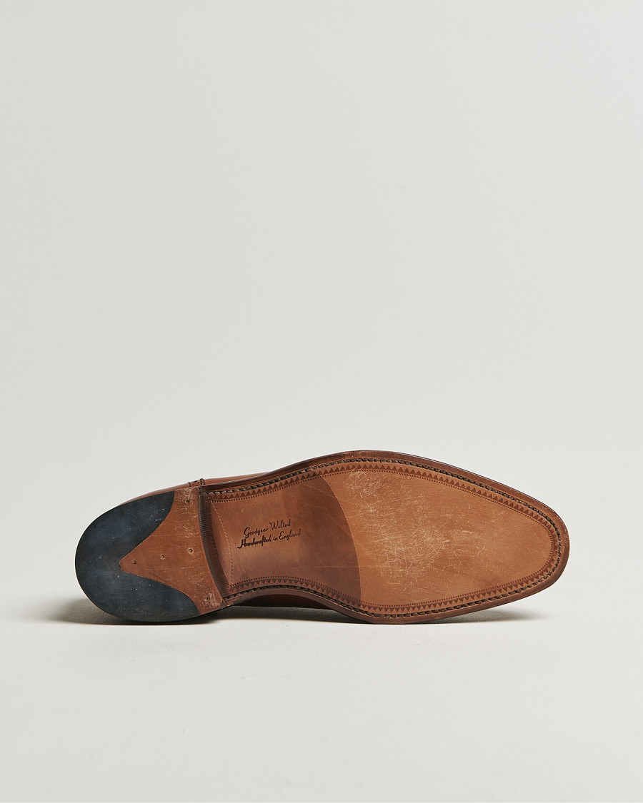 Uomini | Loake 1880 Strand Brogue Mahogany Burnished Calf | Pre-owned | Loake 1880 Strand Brogue Mahogany Burnished Calf