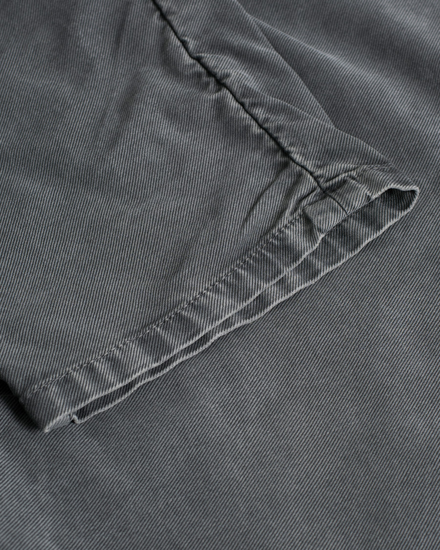 Uomini | Incotex Slim Fit Garment Dyed Washed Chino Dark Grey W34 | Pre-owned | Incotex Slim Fit Garment Dyed Washed Chino Dark Grey W34