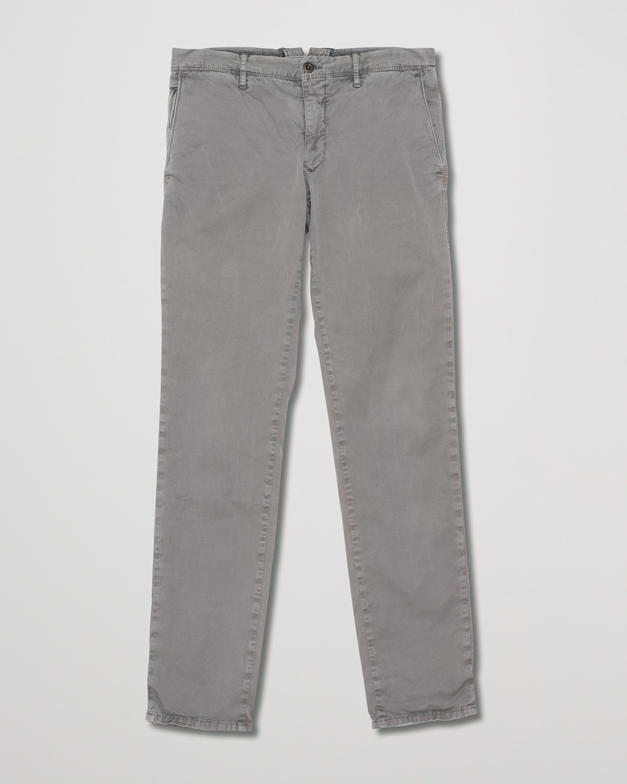 Uomini | Incotex Slim Fit Garment Dyed Washed Chino Grå W33 | Pre-owned | Incotex Slim Fit Garment Dyed Washed Chino Grå W33