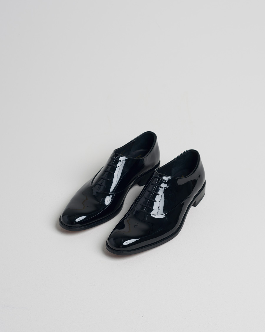 Uomini | Loake Lifestyle Patent Black | Pre-owned | Loake Lifestyle Patent Black
