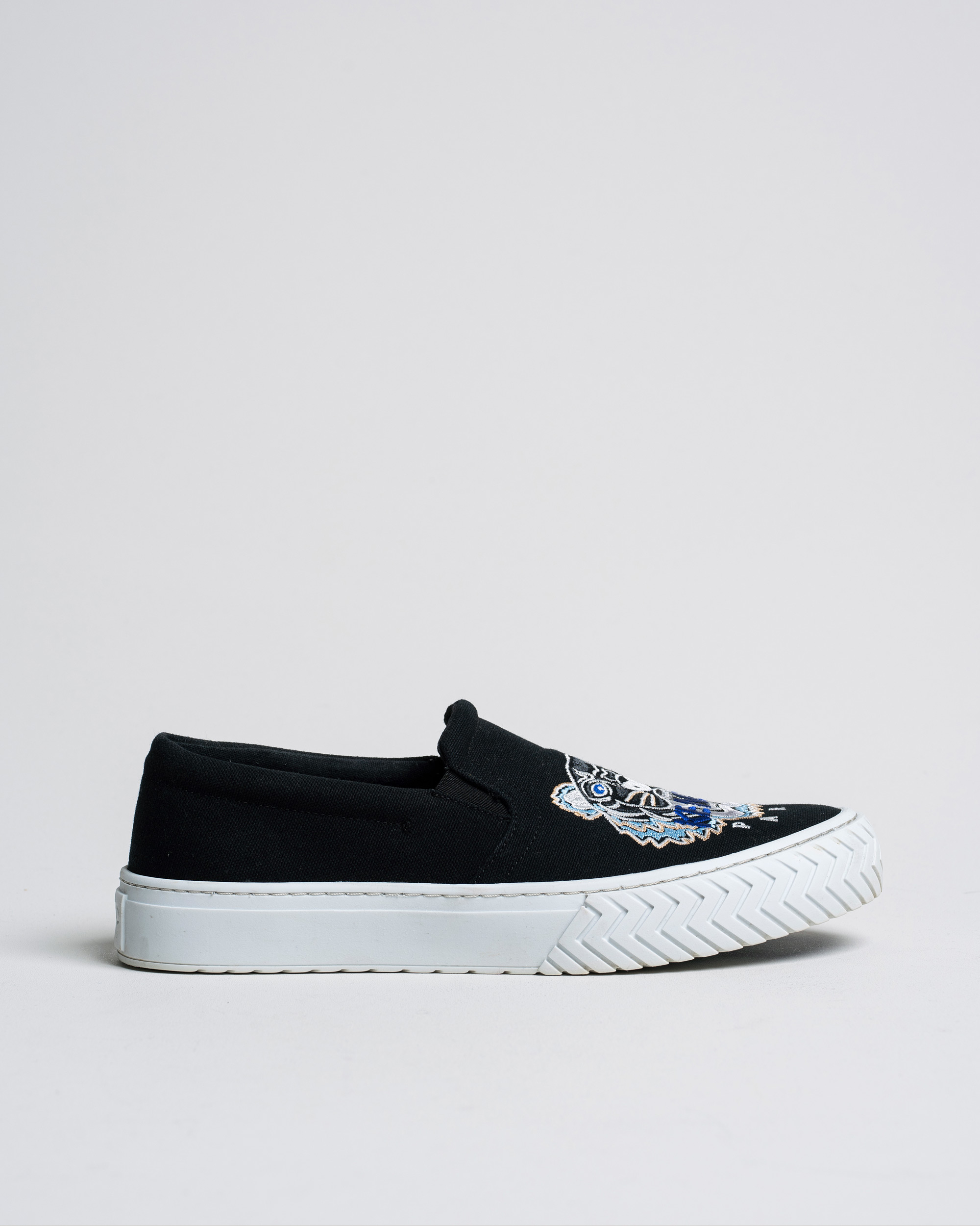 Uomini | KENZO Slip-on Canvas Sneakers Black 42 | Pre-owned | KENZO Slip-on Canvas Sneakers Black 42