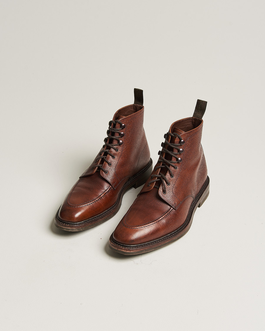 Uomini | Loake 1880 Anglesey Derby Boot Oxblood Grain Calf UK11 - EU45 | Pre-owned | Loake 1880 Anglesey Derby Boot Oxblood Grain Calf UK11 - EU45