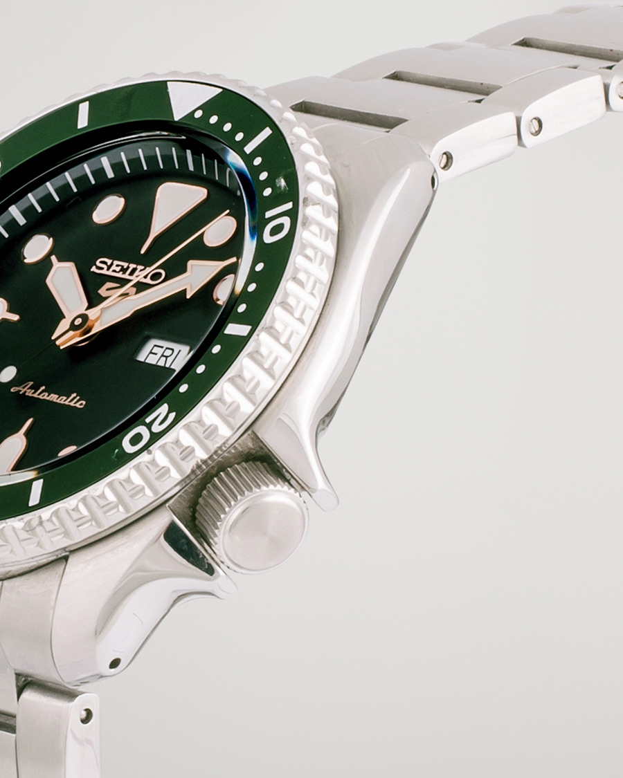 Uomini | Seiko 5 Sports Mens 43mm 100m Automatic Steel/Green Dial | Pre-owned | Seiko 5 Sports Mens 43mm 100m Automatic Steel/Green Dial