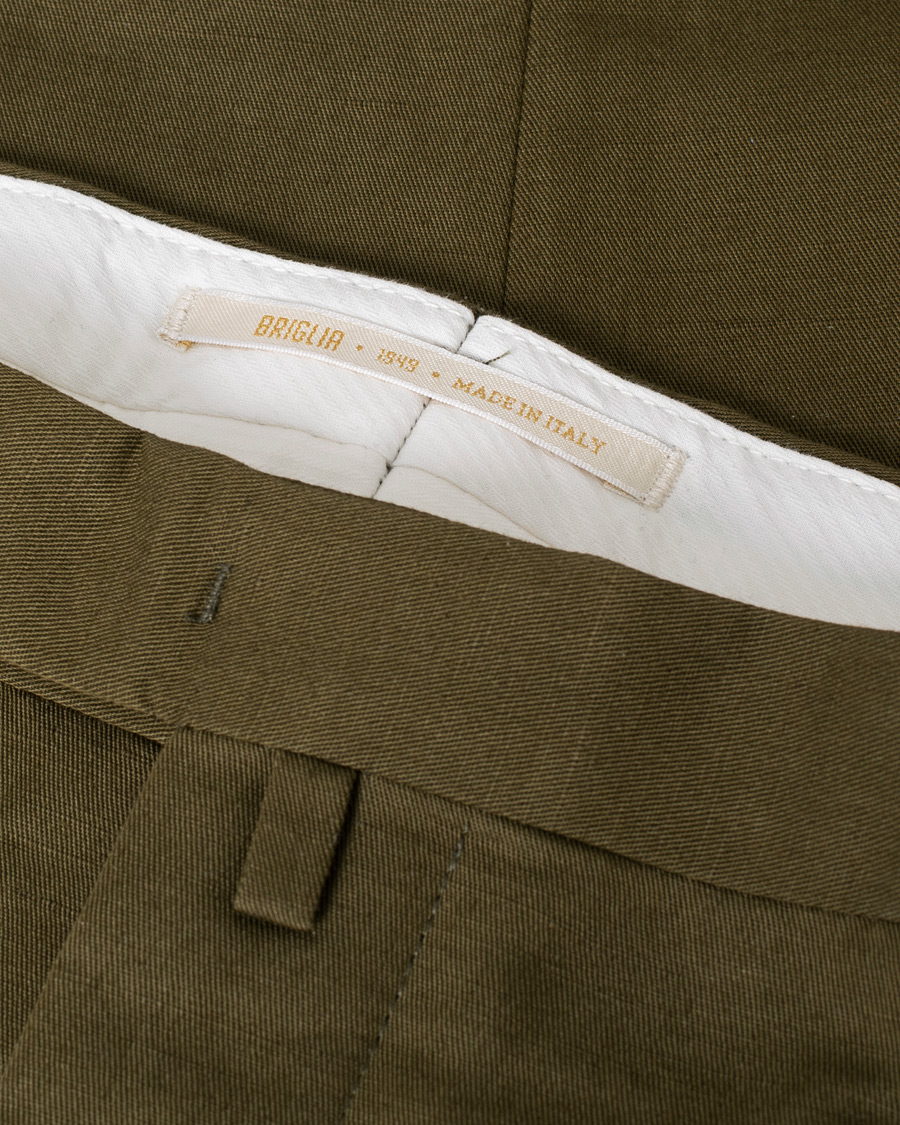 Uomini | Pantaloni | Pre-owned | Briglia 1949 Easy Fit Pleated Linen/Cotton Trousers Olive