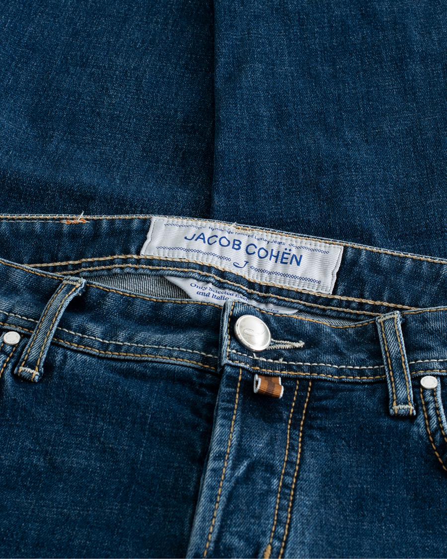 Uomini | Jeans | Pre-owned | Jacob Cohën 688 Slim Fit Jeans Mid Blue