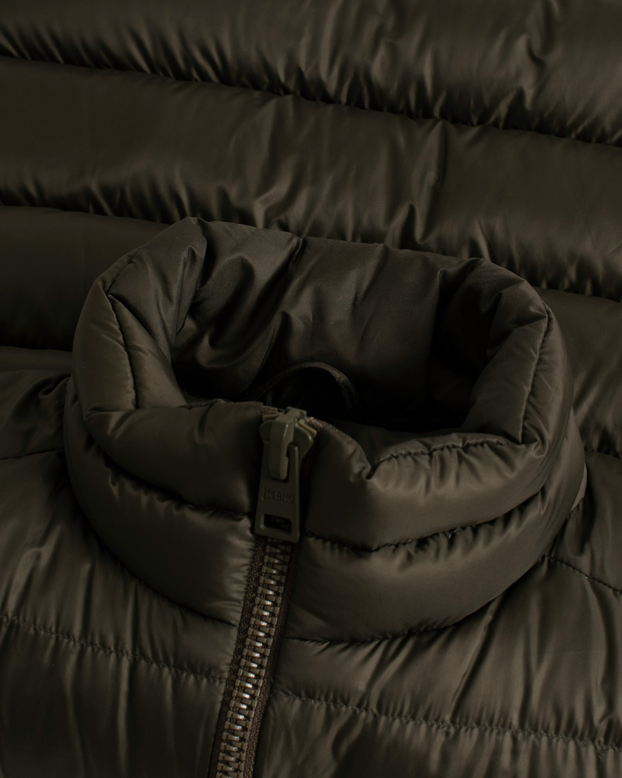 Uomini | Giacche | Pre-owned | Herno Globe Down Puffer Gilet Forest Green