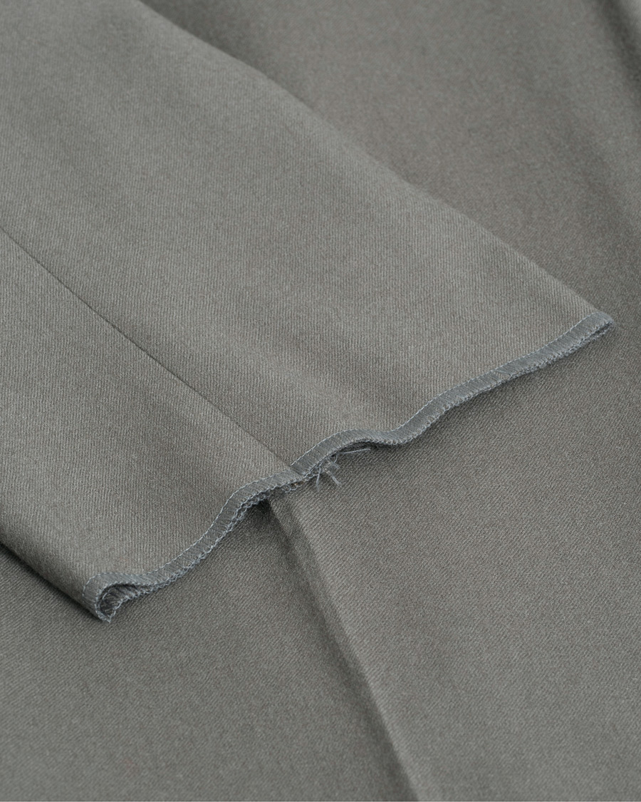 Uomini | Pantaloni | Pre-owned | Giorgio Armani Tapered Wool Flannel Trousers Light Grey