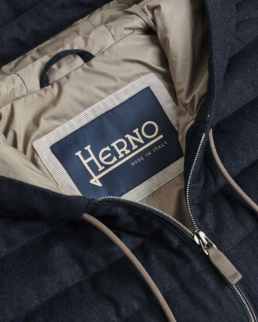 Uomini | Giacche Pre-owned | Pre-owned | Herno Hooded Flannel Cashmere & Silk Vest Navy 52