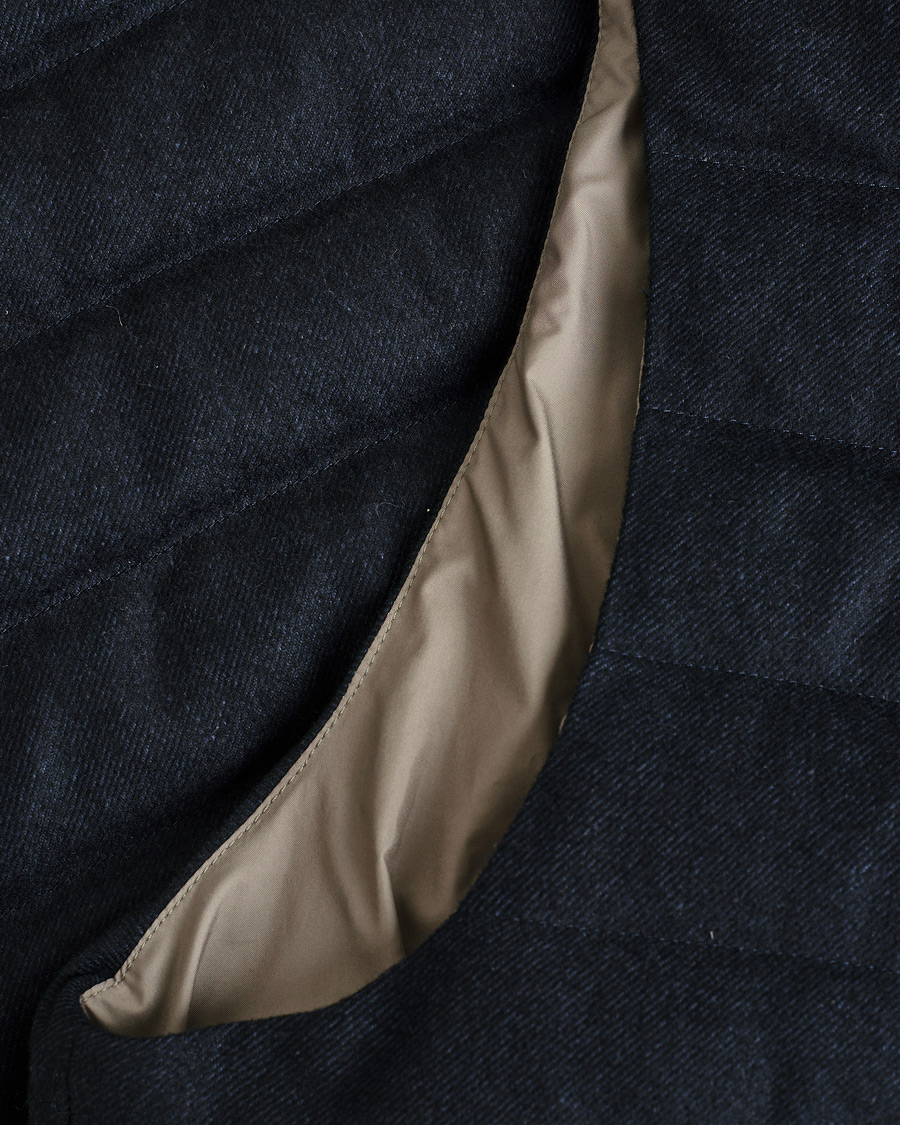 Uomini | Giacche Pre-owned | Pre-owned | Herno Hooded Flannel Cashmere & Silk Vest Navy 52