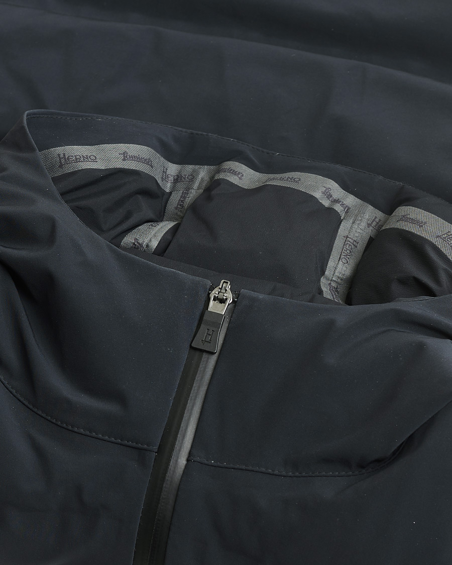 Uomini | Giacche Pre-owned | Pre-owned | Herno Laminar Stretch Nylon Down Jacket Navy 46