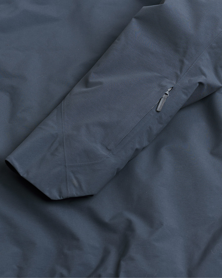 Uomini | Giacche Pre-owned | Pre-owned | Arc'teryx Veilance Range Jacket Blue Grey L