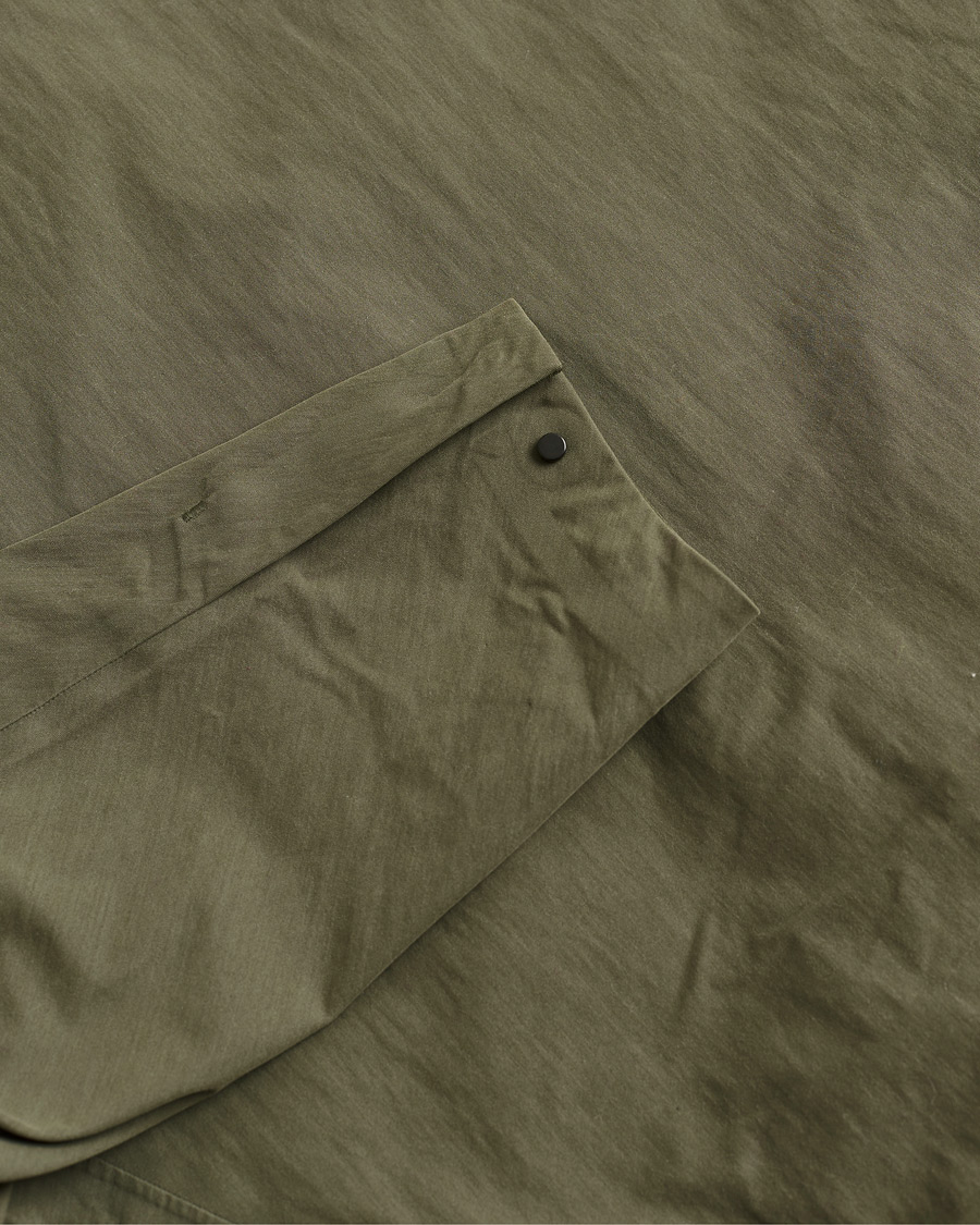 Uomini | Giacche Pre-owned | Pre-owned | Arc'teryx Veilance Overshirt Green M