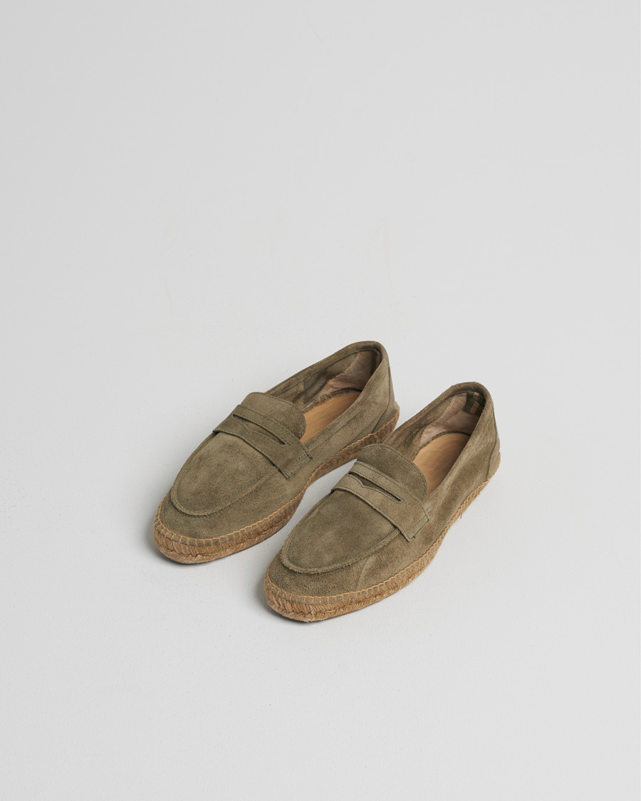 Uomini | Scarpe Pre-owned | Pre-owned | Castañer Nacho Casual Suede Loafers Verde Bosque