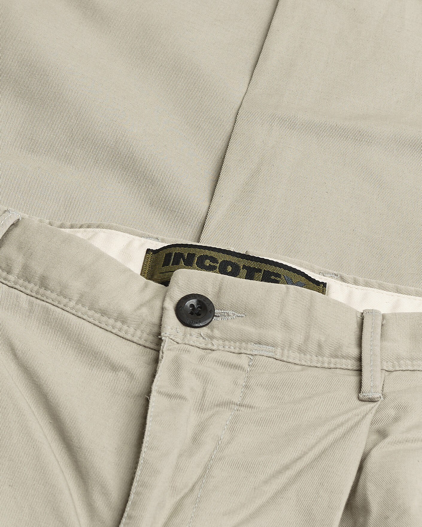 Uomini | Pantaloni Pre-owned | Pre-owned | Incotex Tapered Fit Pleated Linen Slacks Light Beige W33