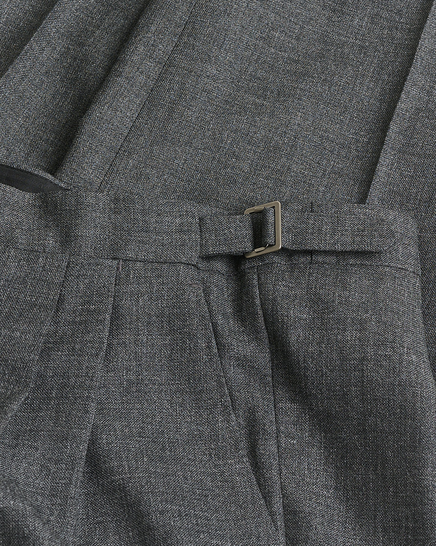 Uomini | Pantaloni Pre-owned | Pre-owned | Berg&Berg High Waisted Double Pleated Wool Trousers Dark Grey 52