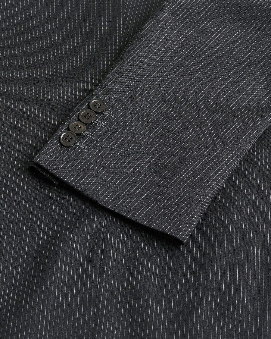 Uomini | Abiti Pre-owned | Pre-owned | Armani Collezioni Pinstriped Wool Suit Dark Grey 50