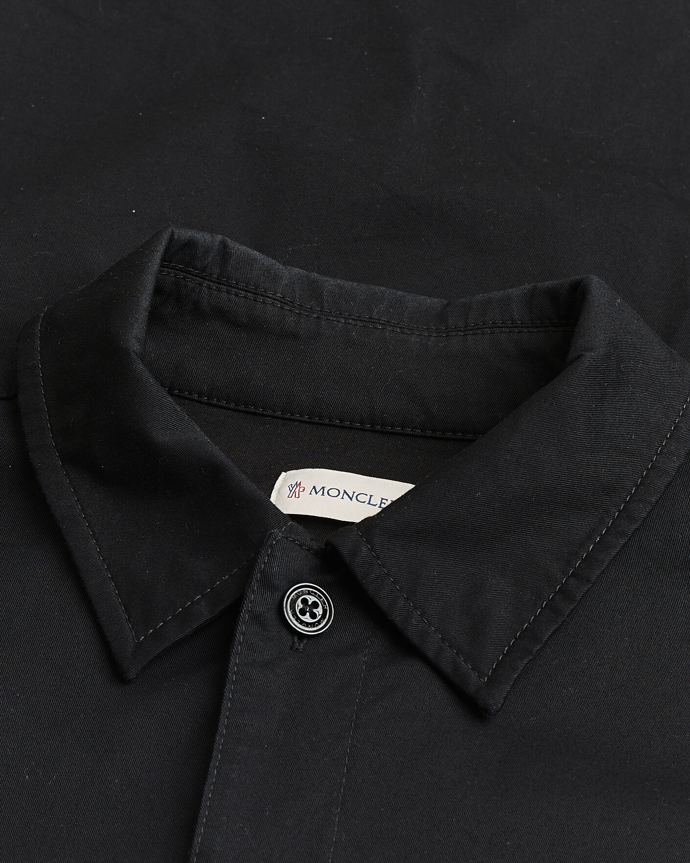 Uomini | Camicie Pre-owned | Pre-owned | Moncler Double Pocket Overshirt Black L
