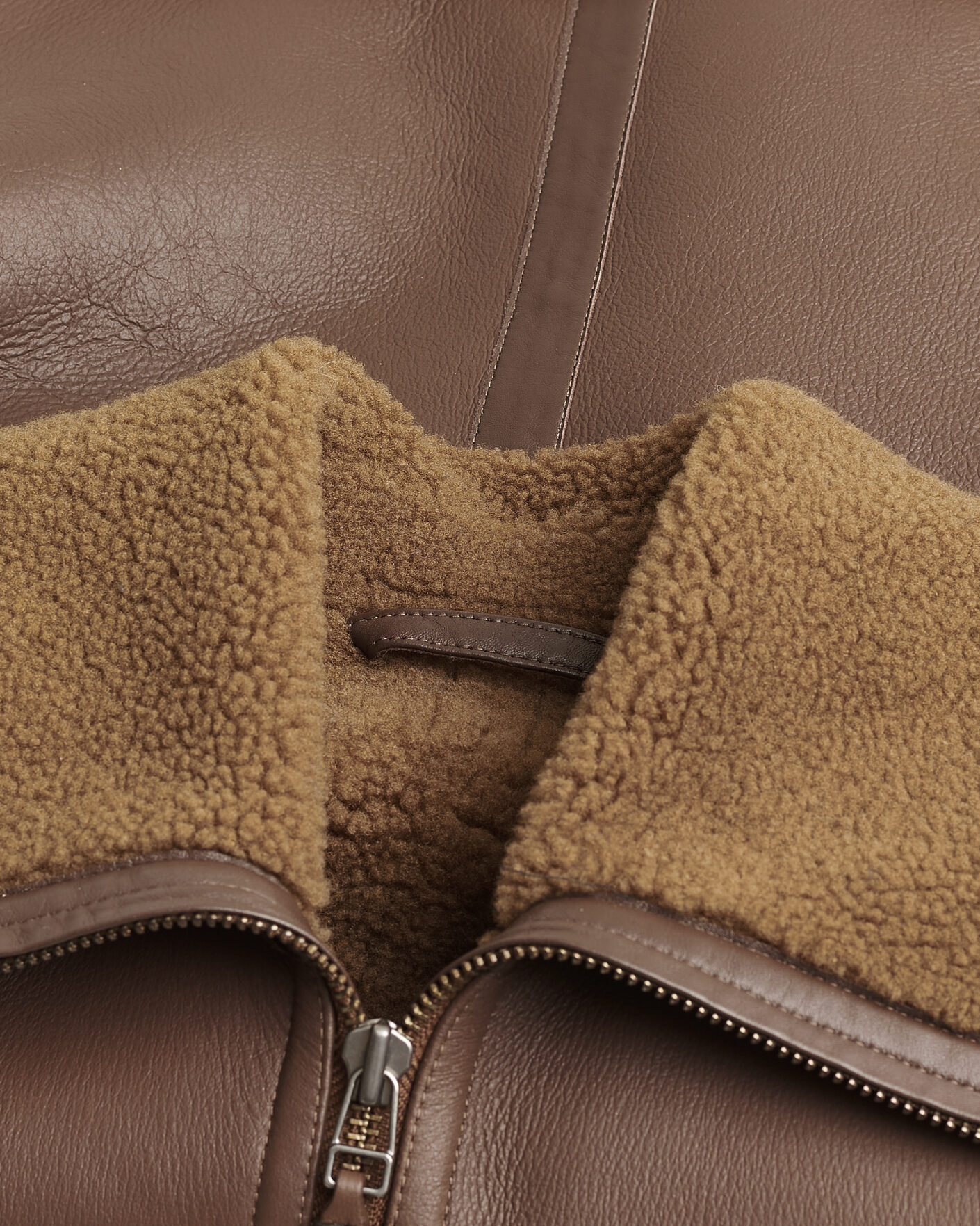 Uomini | Giacche Pre-owned | Pre-owned | Tiger of Sweden Dace Shearling Jacket Brown M