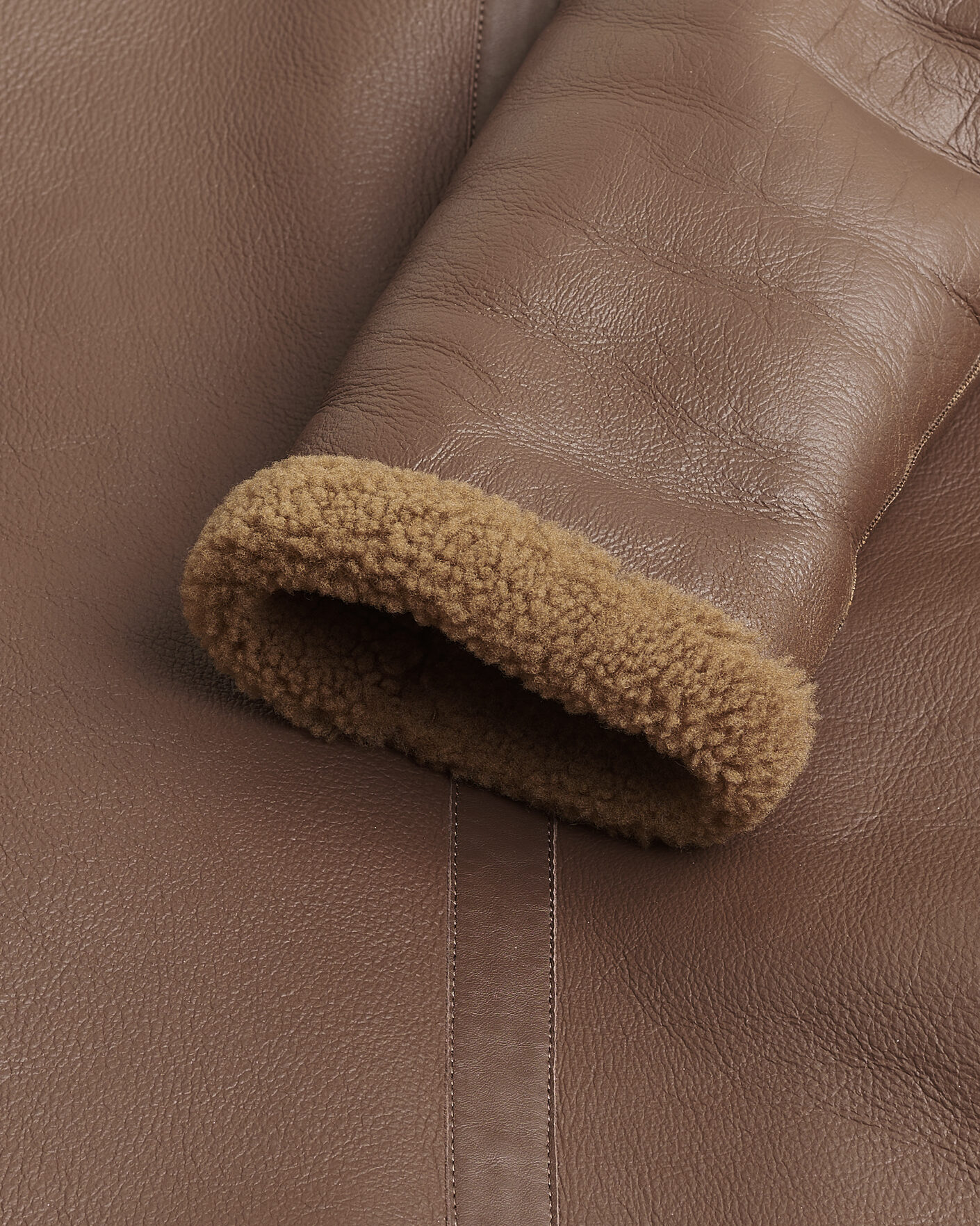 Uomini | Giacche Pre-owned | Pre-owned | Tiger of Sweden Dace Shearling Jacket Brown M