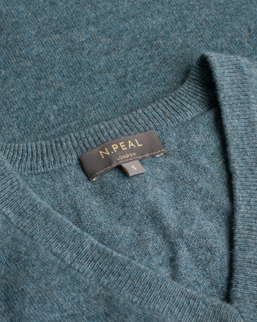 Uomini | Maglieria | Pre-owned | N.Peal Cashmere V-Neck Turquoise S