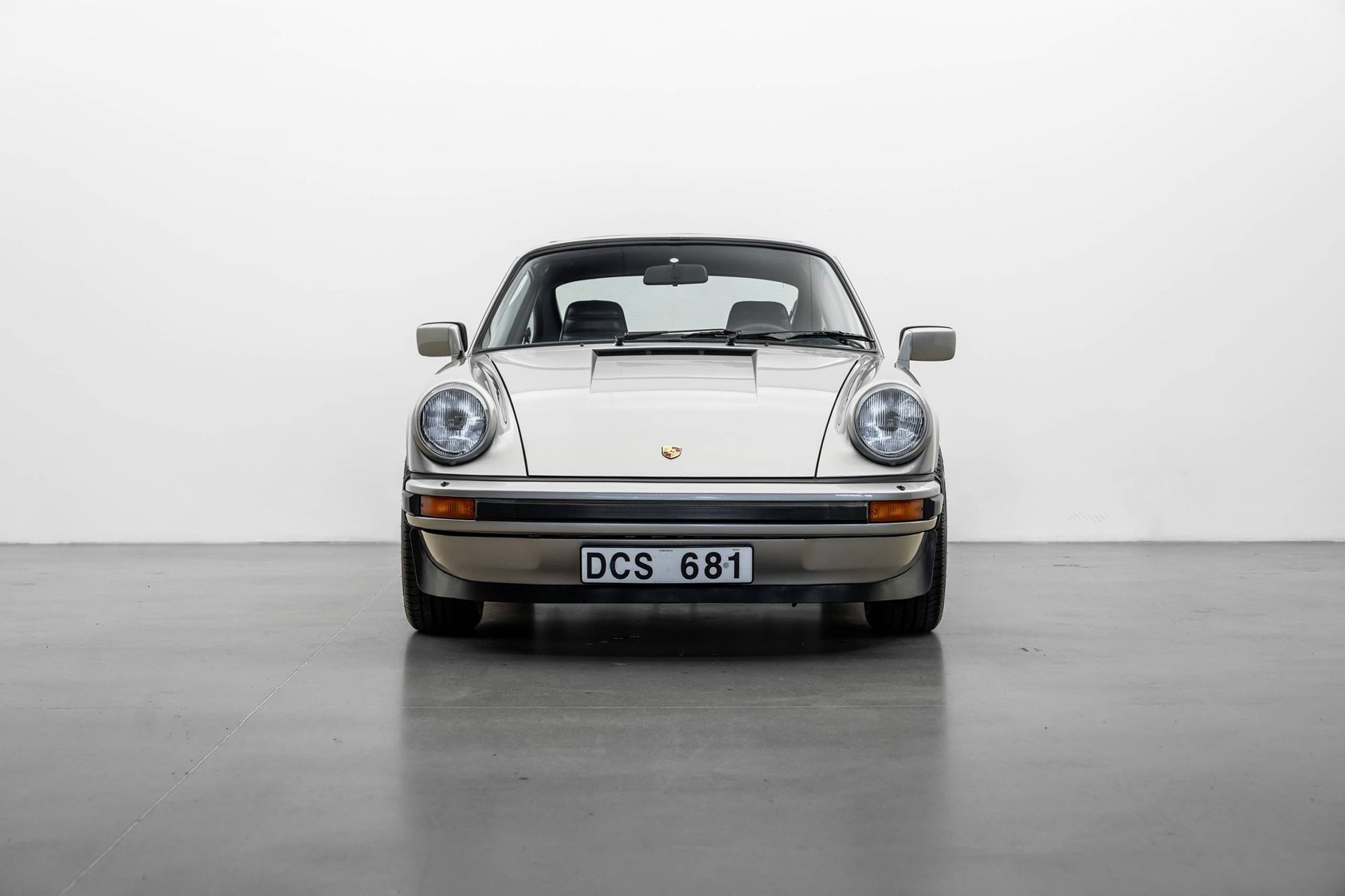 Uomini | | Pre-Owned & Vintage Cars | Porsche 911 SC ***SOLD***