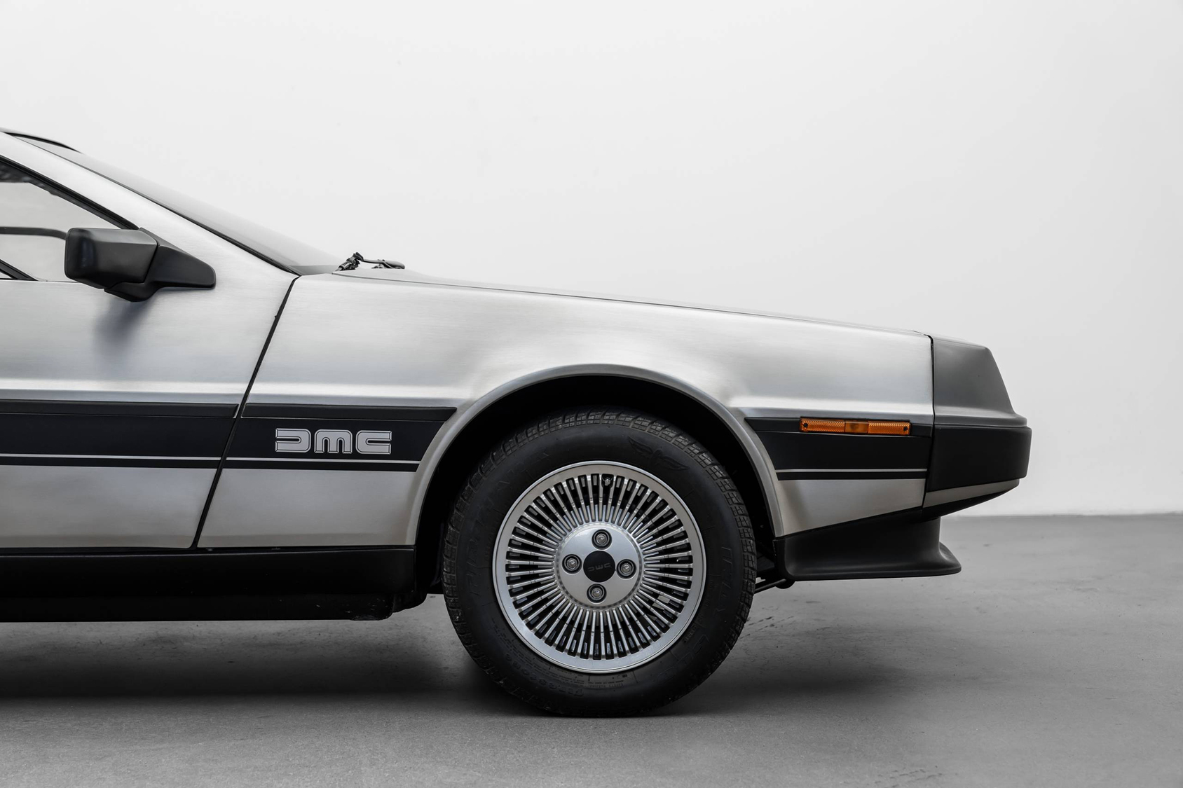 Uomini | | Pre-Owned & Vintage Cars | DeLorean DMC-12 ***SOLD***