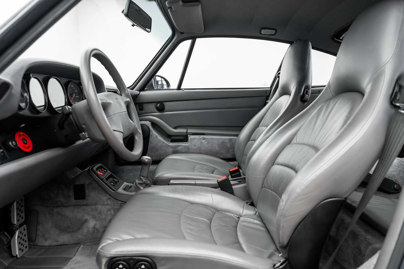 Uomini | | Pre-Owned & Vintage Cars | Porsche 911 Carrera 4S ***SOLD***