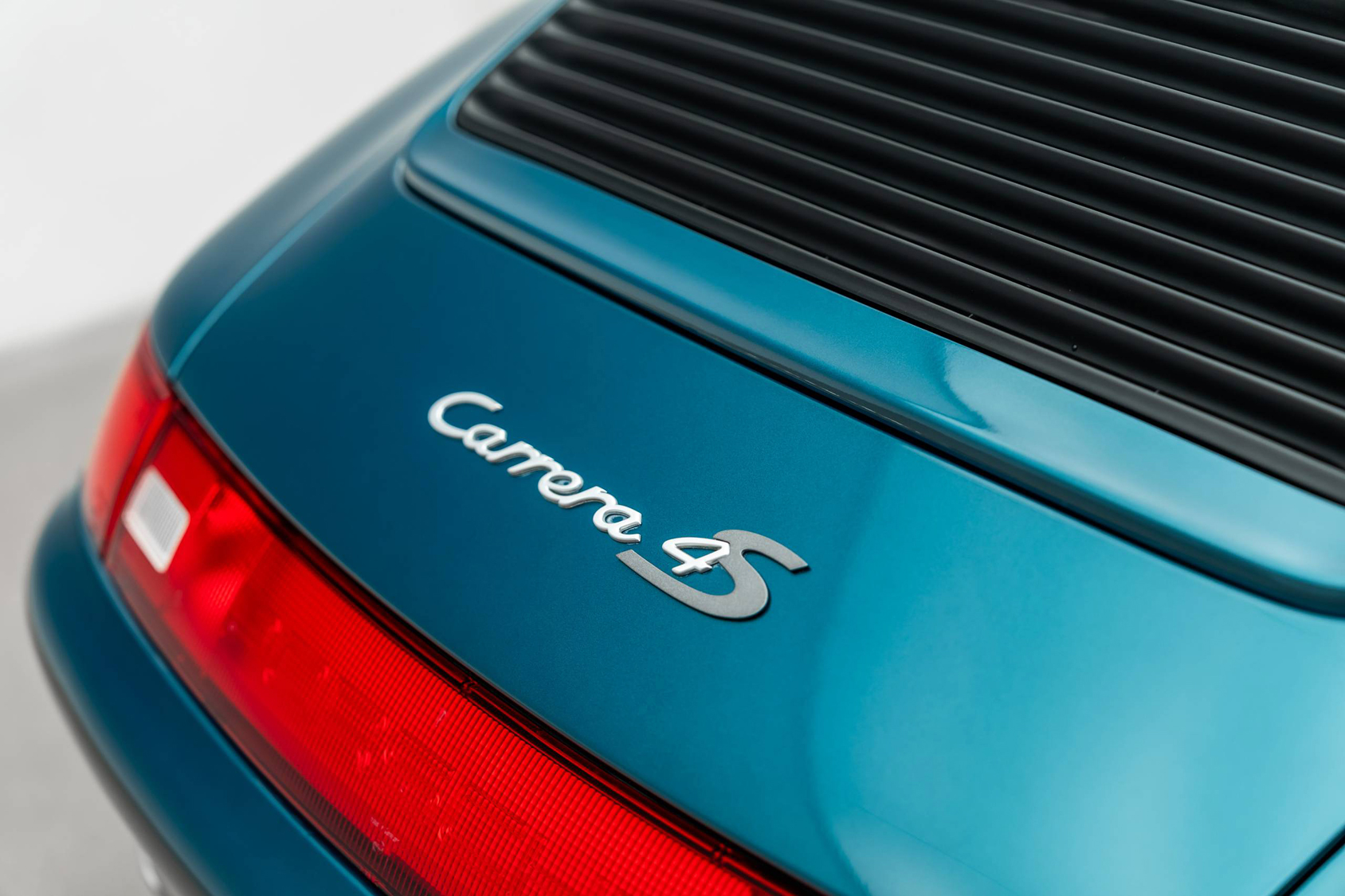 Uomini | | Pre-Owned & Vintage Cars | Porsche 911 Carrera 4S ***SOLD***