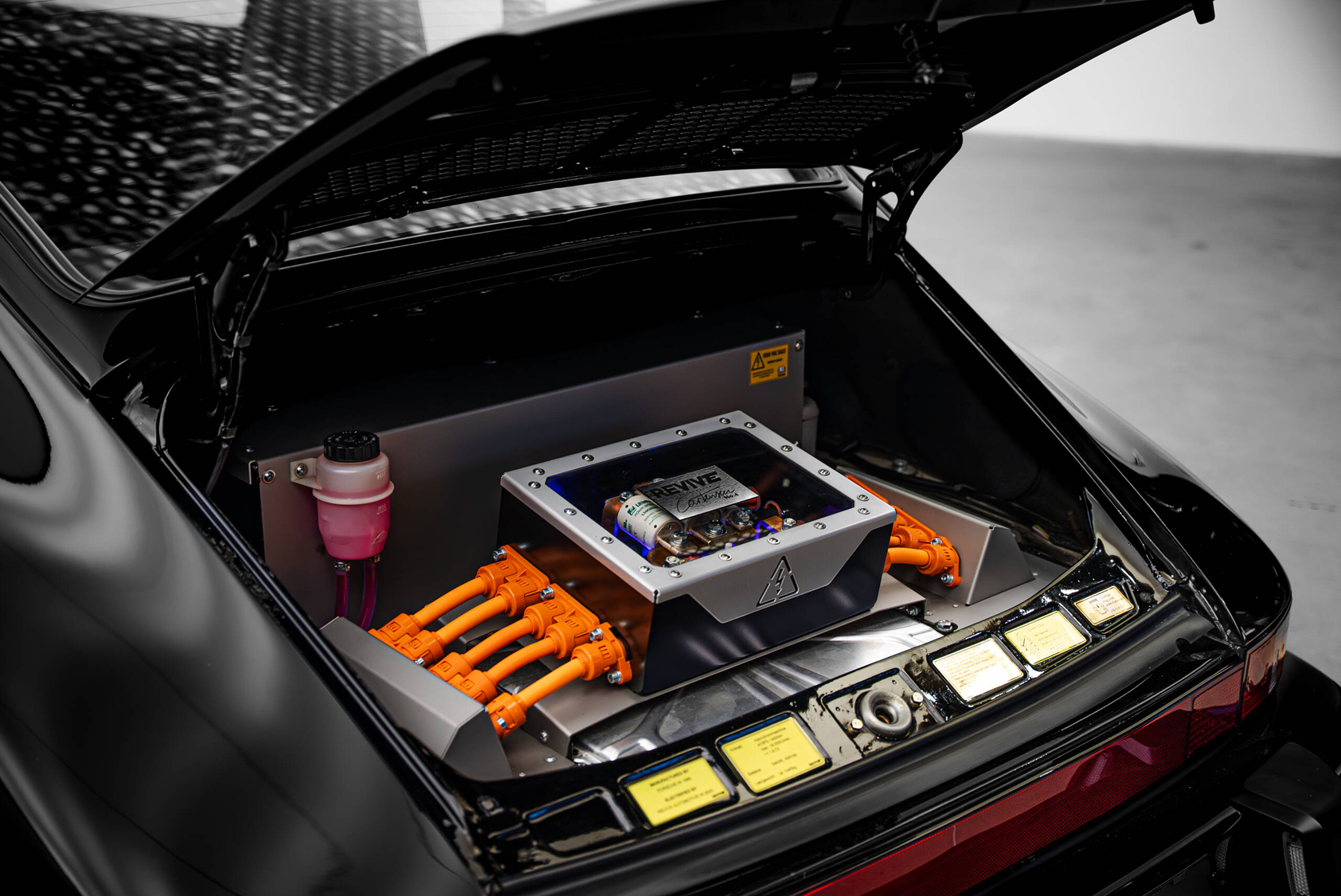 Uomini | | Pre-Owned & Vintage Cars | Revive One – WTL Electric