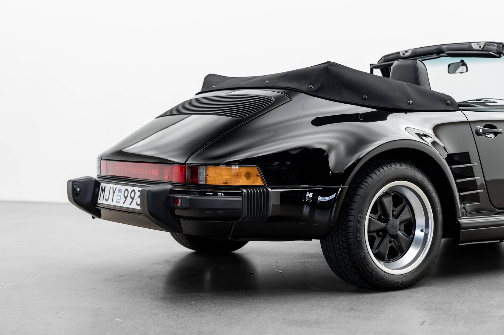 Uomini | | Pre-Owned & Vintage Cars | Porsche 911 Carrera WTL Cab