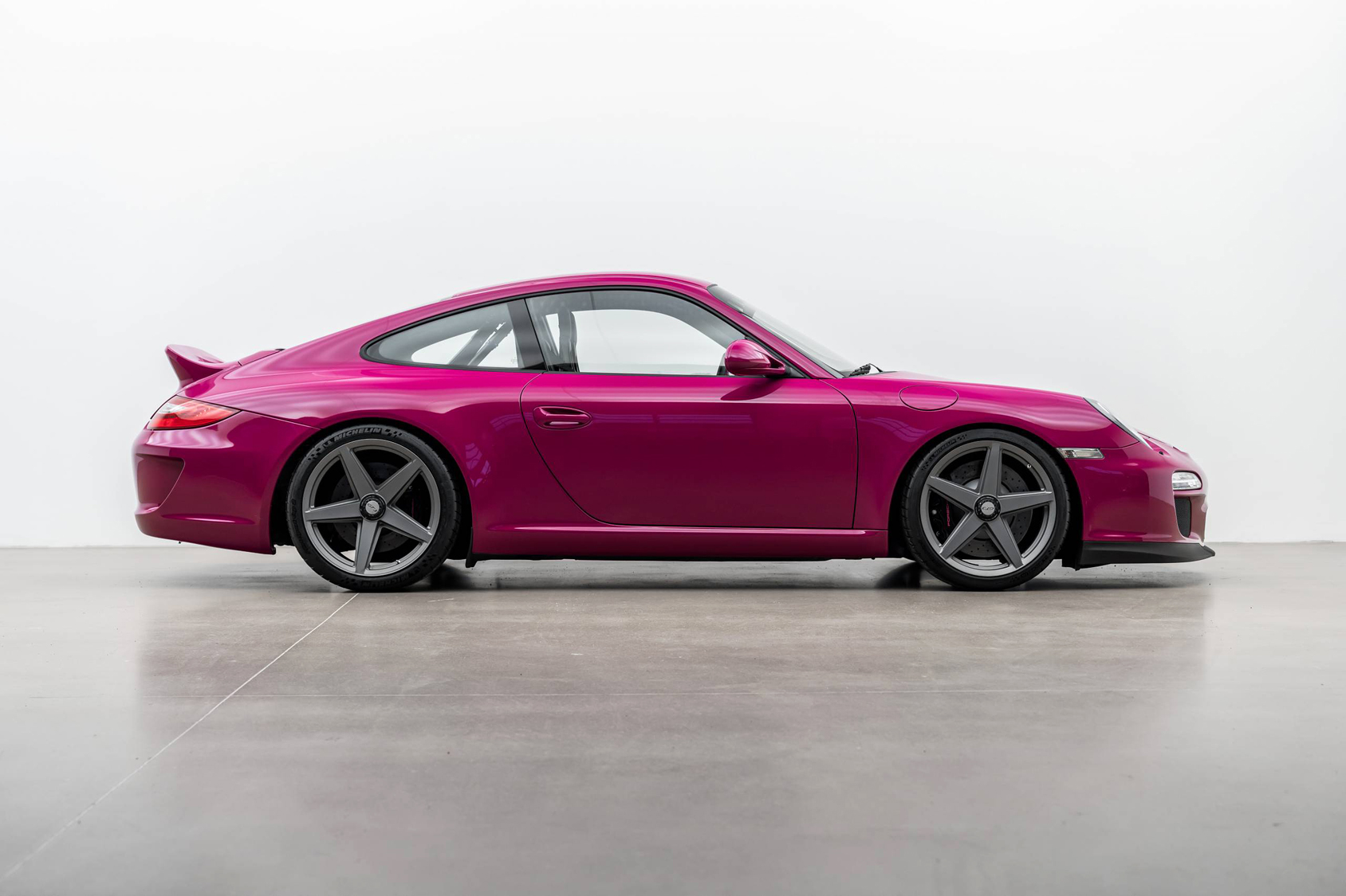Uomini | | Pre-Owned & Vintage Cars | Sport Classic - Modified Porsche 911 GT3 ***SOLD***