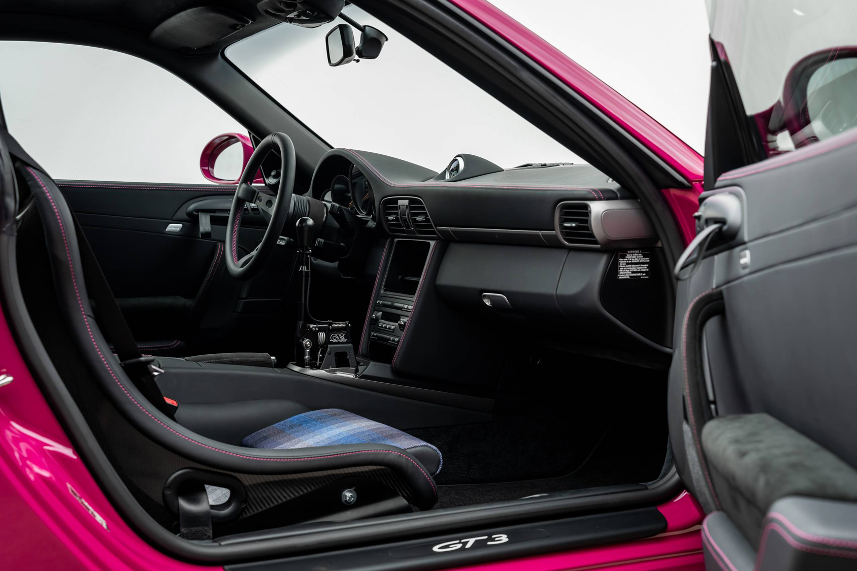 Uomini |  | Pre-Owned & Vintage Cars | Sport Classic - Modified Porsche 911 GT3​ ***SOLD***